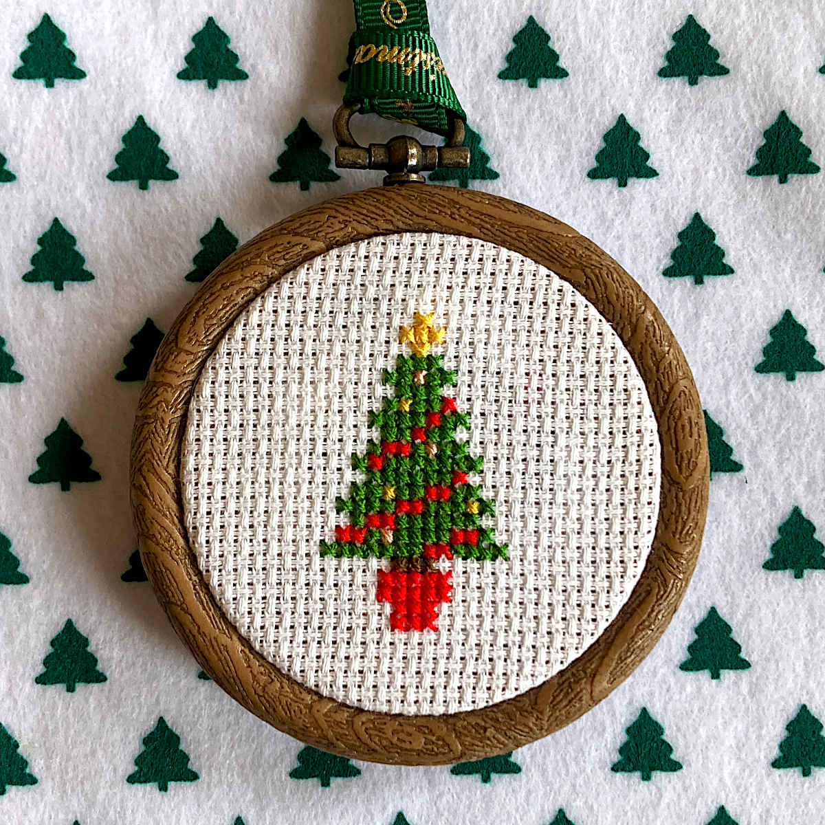 Mini Cross Stitch Christmas Tree