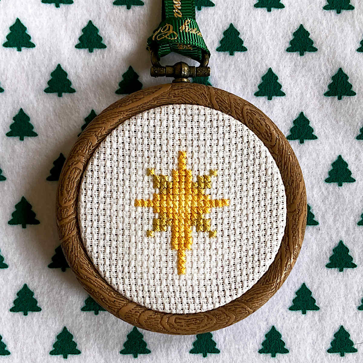 Cross Stitch Christmas Nativity Star